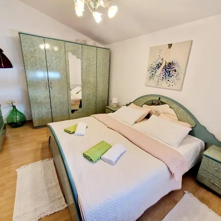 Apartment Maria *